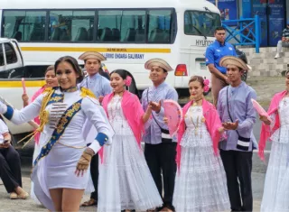 Panamá Oeste inició el Mes de la Patria con la cremación de más de 200 banderas. Chame y San Carlos no realizarán desfiles este año.
