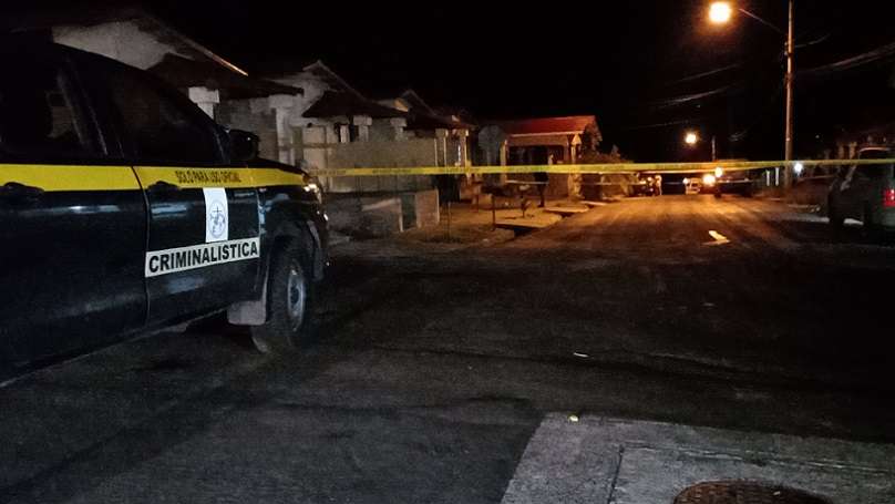 El doble asesinato ocurrió dentro de una residencia en la barriada Jardines de Espinosa en el distrito de La Chorrera.