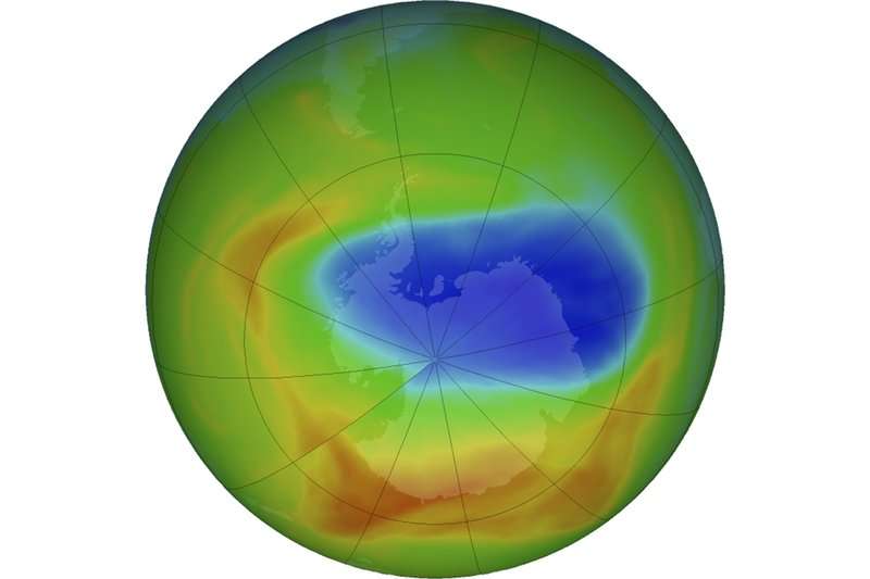 Esta imagen disponible por la NASA muestra un mapa de un agujero en la capa de ozono sobre la Antártida . AP