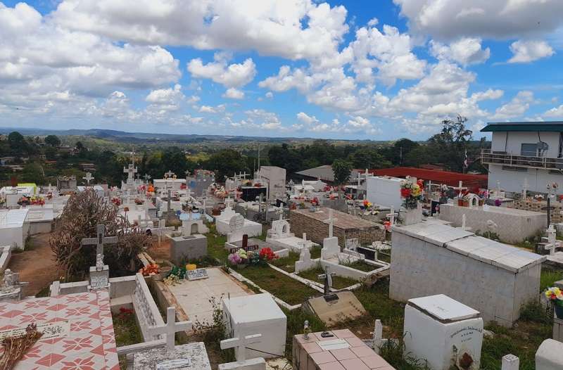 La deuda de familiares de difuntos sepultados en cementerios municipales de la provincia de Panamá Oeste, alcanza cifras millonarias.