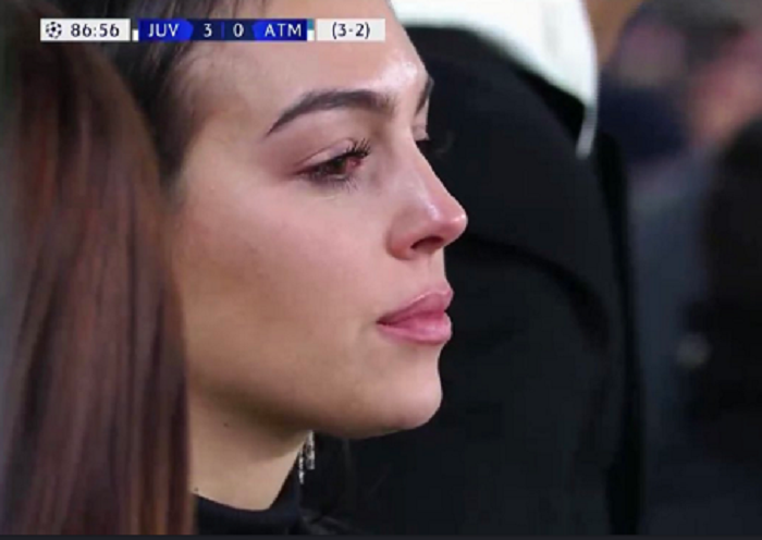 Georgina Rodríguez llora mientras Cristiano marca su tercer gol. Foto: Twitter