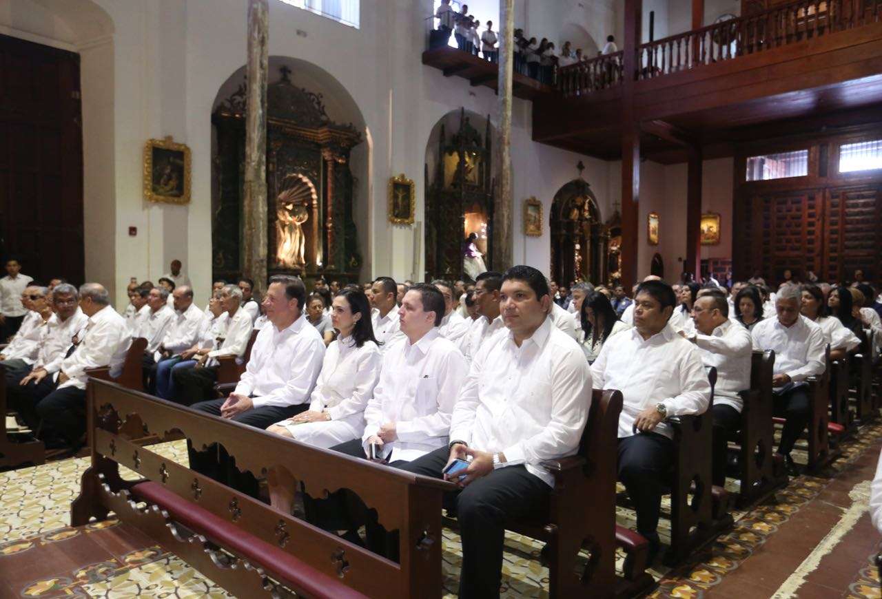 Oficio litúrgico por los difuntos del 9 de enero de 1964 en la parroquia Nuestra Señora de la Merced (Casco Viejo) .