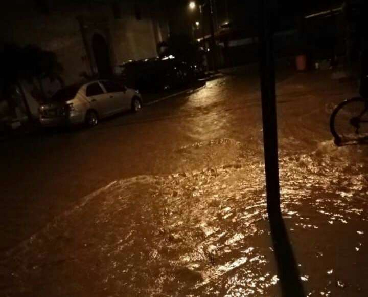 Vista general de lo que ocurrió anoche en Portobelo.  /   Foto: Diómedes Sánchez