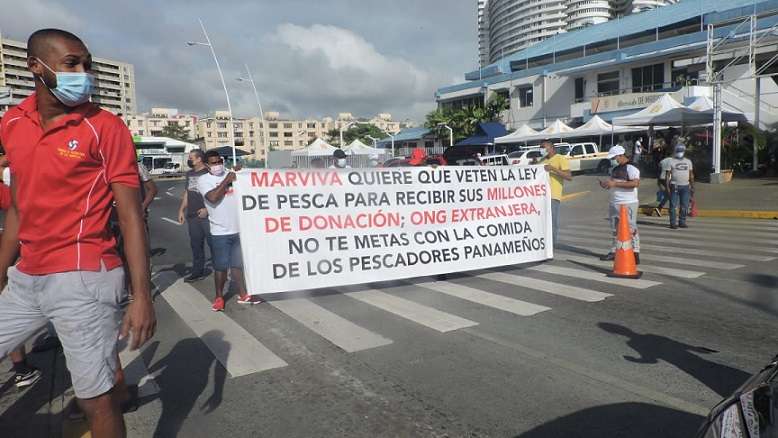 Según los pescadores, lo que están pidiendo las agrupaciones que piden el veto parcial del proyecto de ley, &quot;va en contra del pueblo panameño&quot;. Foto: Landro Ortiz