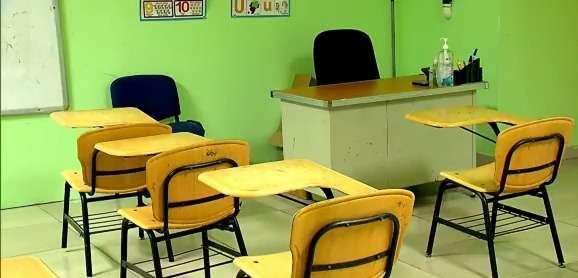Los salones de clases vacíos por huelga docente.