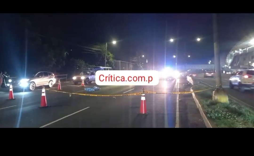 Escena del fatal accidente de  tránsito en Las 500, San Miguelito. (Foto-Video: Alexander Santamaría)