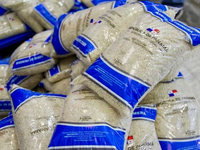 Un total del  20,747 familias fueron beneficiadas con la adquisición de arroz a bajo precio. 