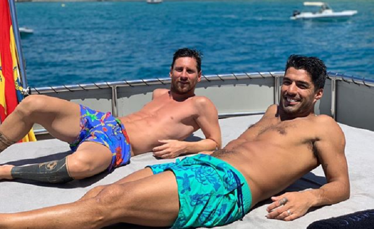 Lionel Mesi y Suárez están en Ibiza, donde han estado pasando unas jornadas de descanso con sus familias. Foto: Instagram