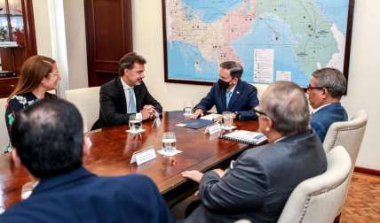 El presidente Laurentino Cortizo se reunió con directivos de Johnson &amp; Johnson