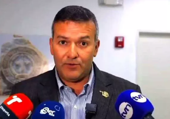 Promueven recolección de firmas para pedir salida del director de la Policía