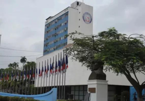 Le tiran dardo a la Asamblea por ley de jubilados