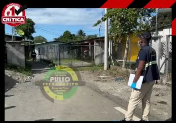 Riña se sale de control: hombre muere acuchillado en su propia casa