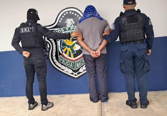 Panameño extorsionaba a menores en Argentina con material de abuso sexual