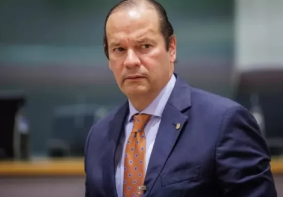 ¡Qué locura! Panamá deporta por error a exministro de Lula