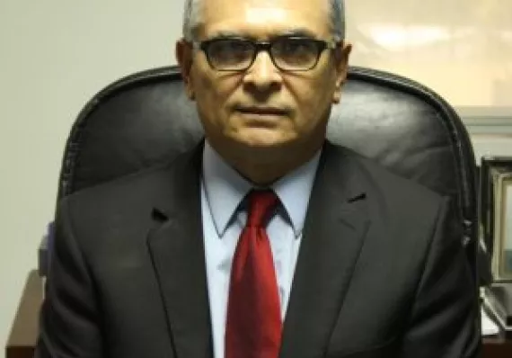 Barroso tumba a Juncá y se queda con el cargo de magistrado del TE 