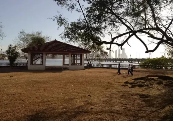 Demolición de muro abre paso a futuro Coco Parque en San Francisco