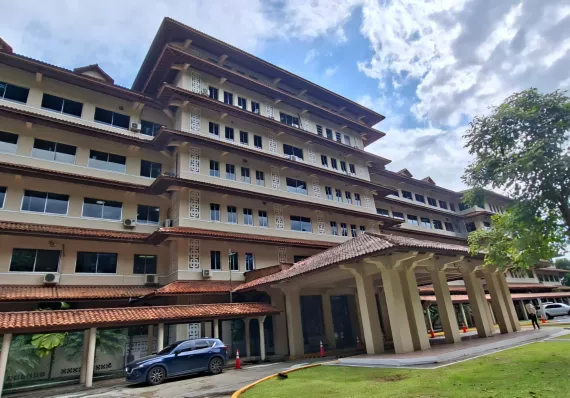 Prórroga en la CSS: buscan jefe de fiscalización con sueldo de hasta B/. 5,500