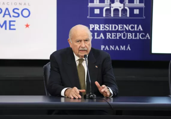 Nueva Constitución toma forma. Piden no a la reelección y menos diputados