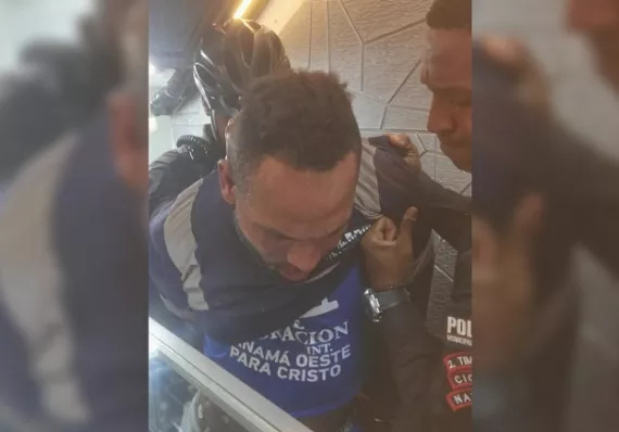 Envían a su casa a ladrón con antecedentes que asaltó Joyería Oro de Ofir