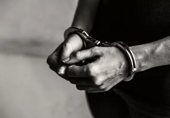 Le cantan 25 años por doble crimen en parking sangriento de Chilibre