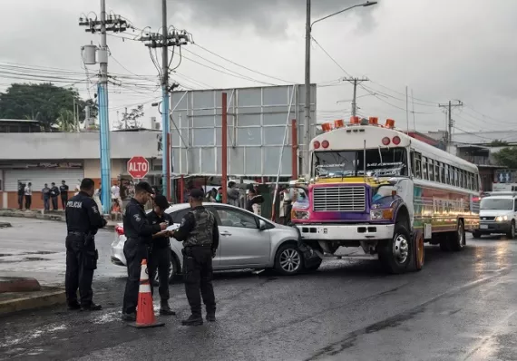 Asesinado en plena vía