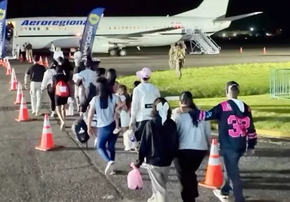 Mandan pa´su casa a 134 venezolanos en retorno voluntario 