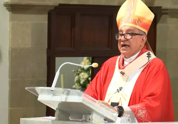 Arzobispo Ulloa pide diálogo en Panamá y advierte que "la tierra no es botín"