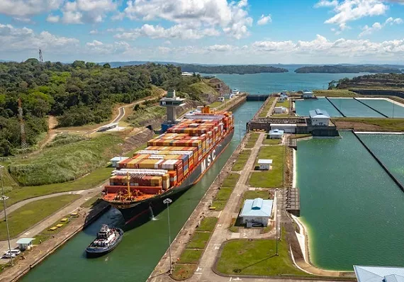 Canal de Panamá reduce calado a 49.5 pies desde el 3 de julio