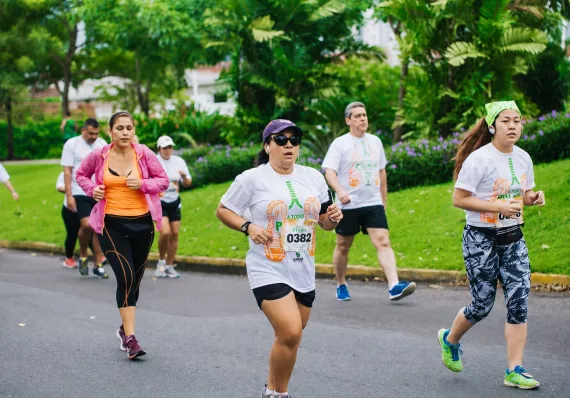 ¡Corre por tu salud, corre a todo pulmón! 