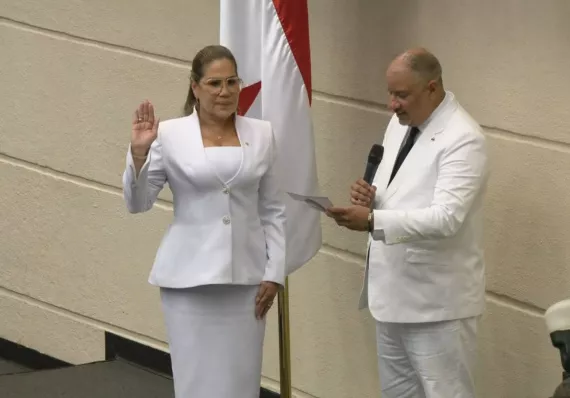 Shirley Castañeda se convierte en la nueva presidenta de la Asamblea Nacional