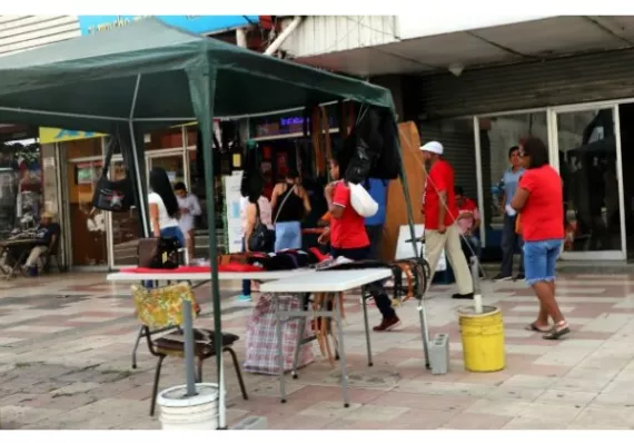 ¡Se formaliza buhonería! Así será el nuevo orden para vender en las calles
