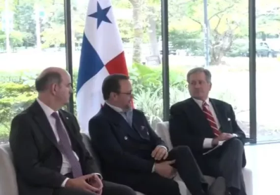 Chapman: Gobierno pierde $6,300 millones por cierre de la mina