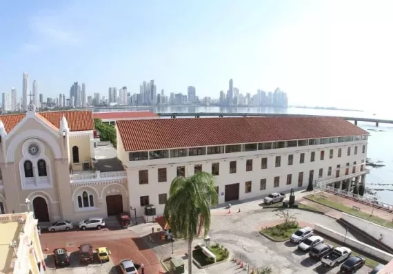 Panamá se solidariza con España y Canadá por incendios devastadores