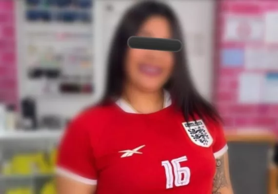 Llegaba a su casa y la acribillaron: Sicarios acaban con 'Mamisin'