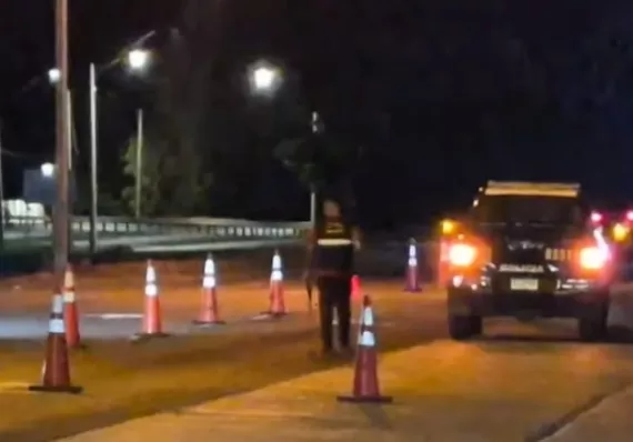 Iba en su bici y encontró la muerte: pick up lo arrolla