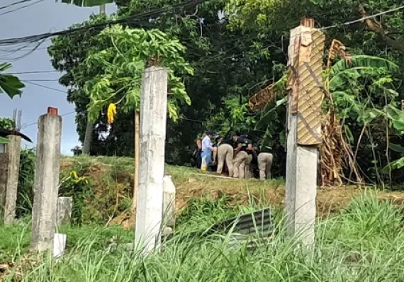Doble crimen estremece a residentes de La Loma, en Pueblo Nuevo