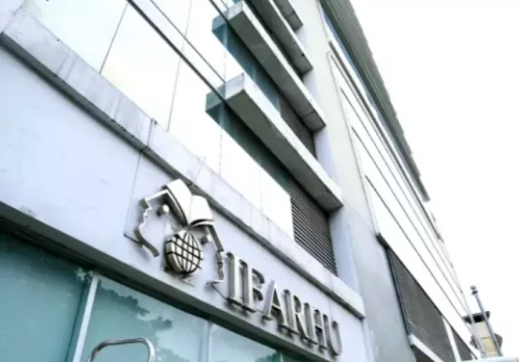 Juegan vivo con tarjetas de Ifarhu. Intentan usarlas en casino y gasolinera