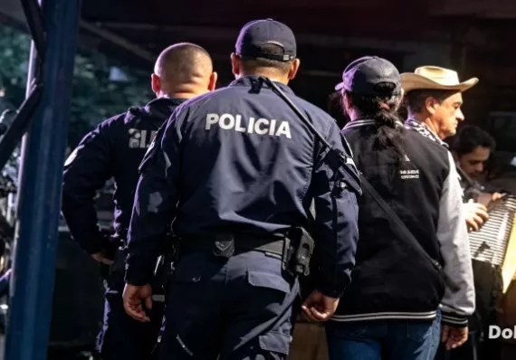Policía detiene baile de Alfredo Escudero en Guararé y provoca molestias