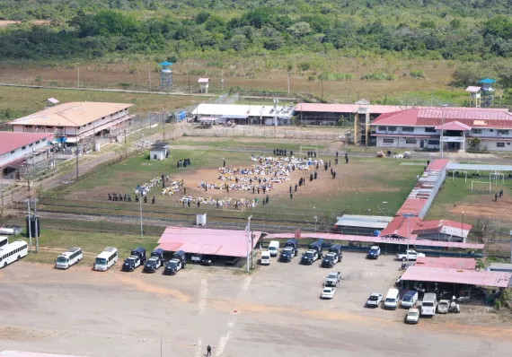 Panamá abre centro para sacar de las calles a 250 personas