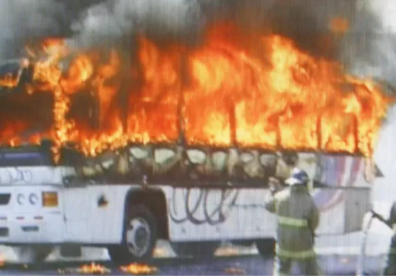 Bus 8B-06: 20 años de una tragedia que destrozó 18 familias en Panamá 