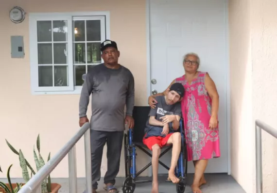 Entregan primera vivienda reconstruida tras el sismo en Veraguas