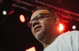 DJ Pitito recibe alta médica tras cirugía de emergencia