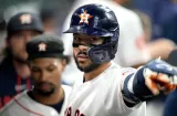 Carlos Correa es operado y pone fin a campaña 