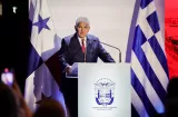Panamá mueve fichas para retener flota griega