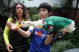 Le ponen sello de propiedad al "Pato Mundialista"
