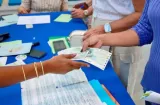 Adiós al cheque: IFARHU moderniza el pago de becas