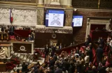 Francia aprueba ley que legaliza la eutanasia y el suicidio asistido