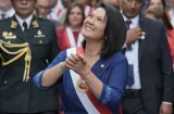 Keiko Fujimori anuncia un aumento del 15 % del salario mínimo 