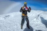 Alpinista panameño Edward Balladares logra hazaña de escalar el Volcán Chimborazo