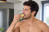 La verdad sobre la piña y los fluidos masculinos